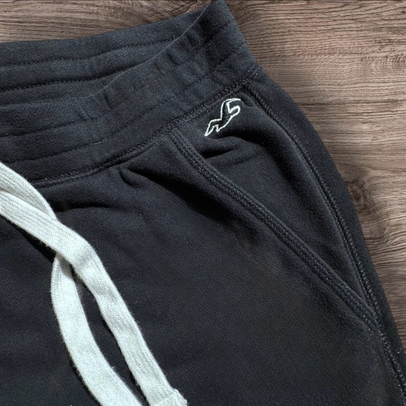 Y2K Hollister Black Comfy Lounge Shorts with White Drawstring - Picture 6 of 6